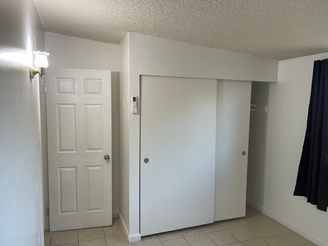 Building Photo - 73858 Sun Valley Dr