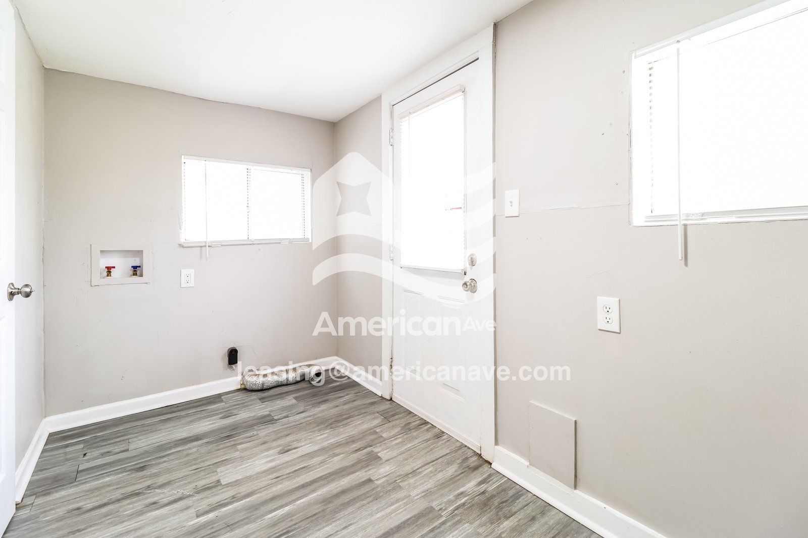 Building Photo - 3716 Sycamore St