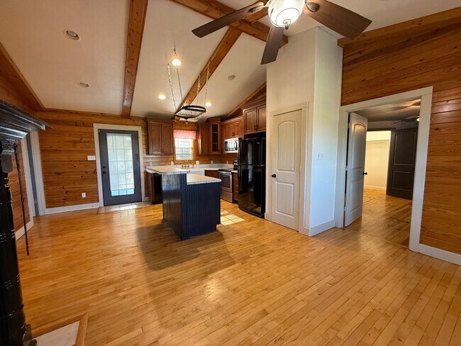 Building Photo - 7033 Calvary Wy
