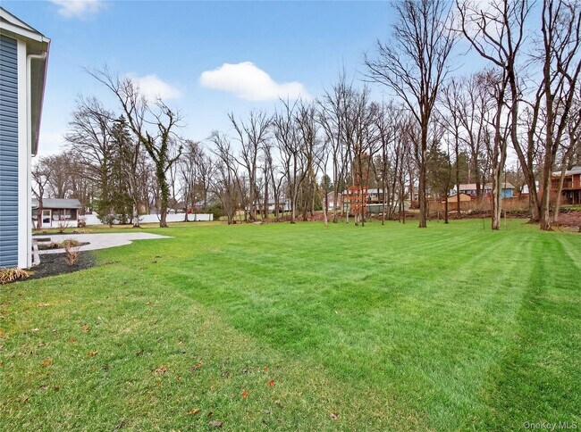 Building Photo - 36 Windmill Ln