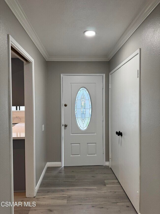 Building Photo - 1694 Regent St