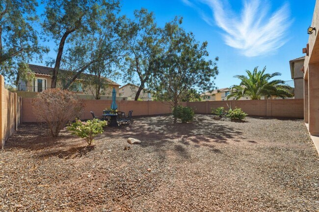 Building Photo - Spacious 3-Bedroom + Loft Home with Mountain Views in Stetson Valley