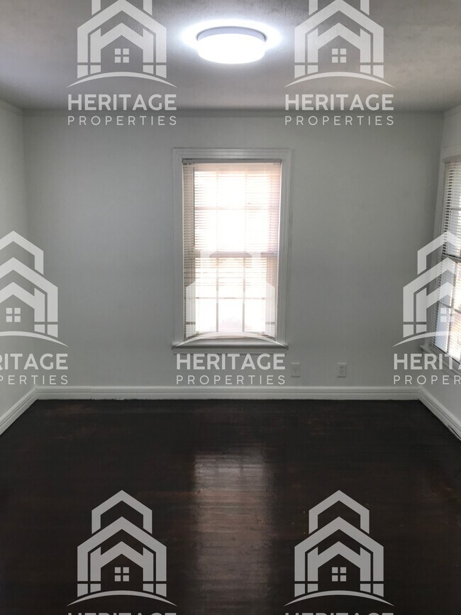 Building Photo - 1040 Colvin St