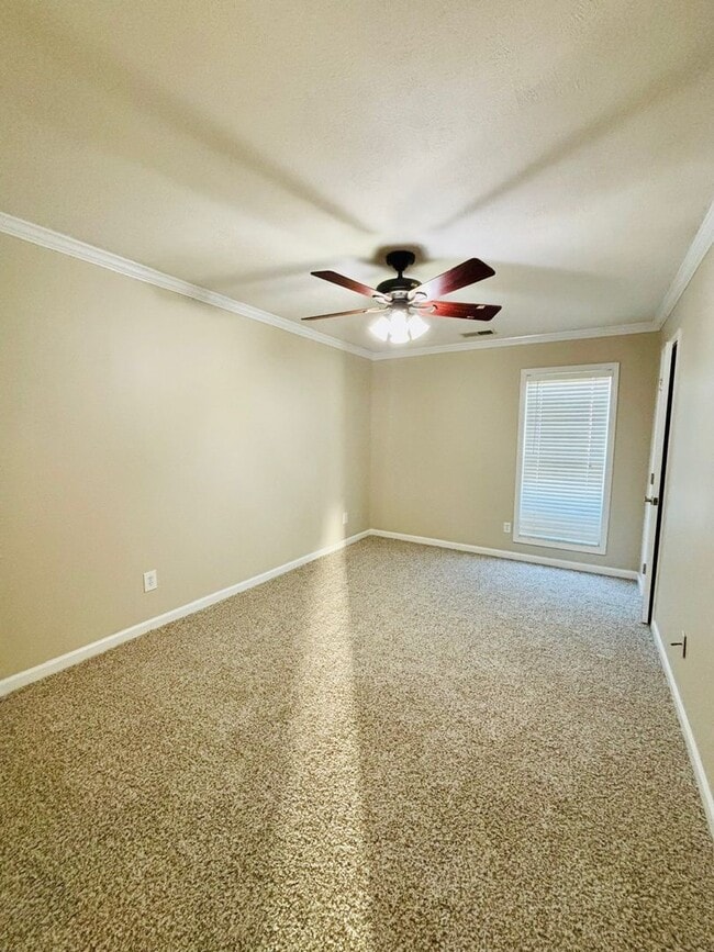 Building Photo - 23 Hulsey Cove