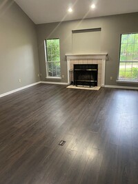 Building Photo - Beautiful & Spacious House in Green Meadow...