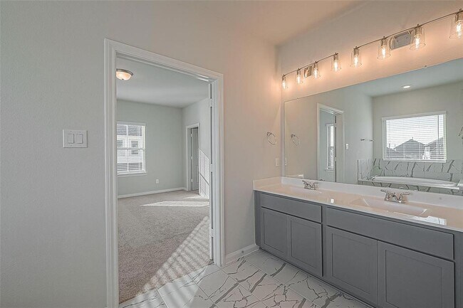 Building Photo - 31139 Mahogany Fir Trl