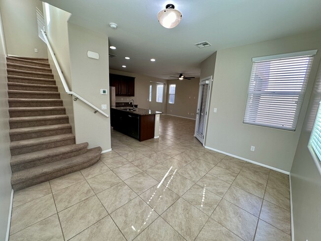 Building Photo - 9341 W Pearblossom Sky Ave