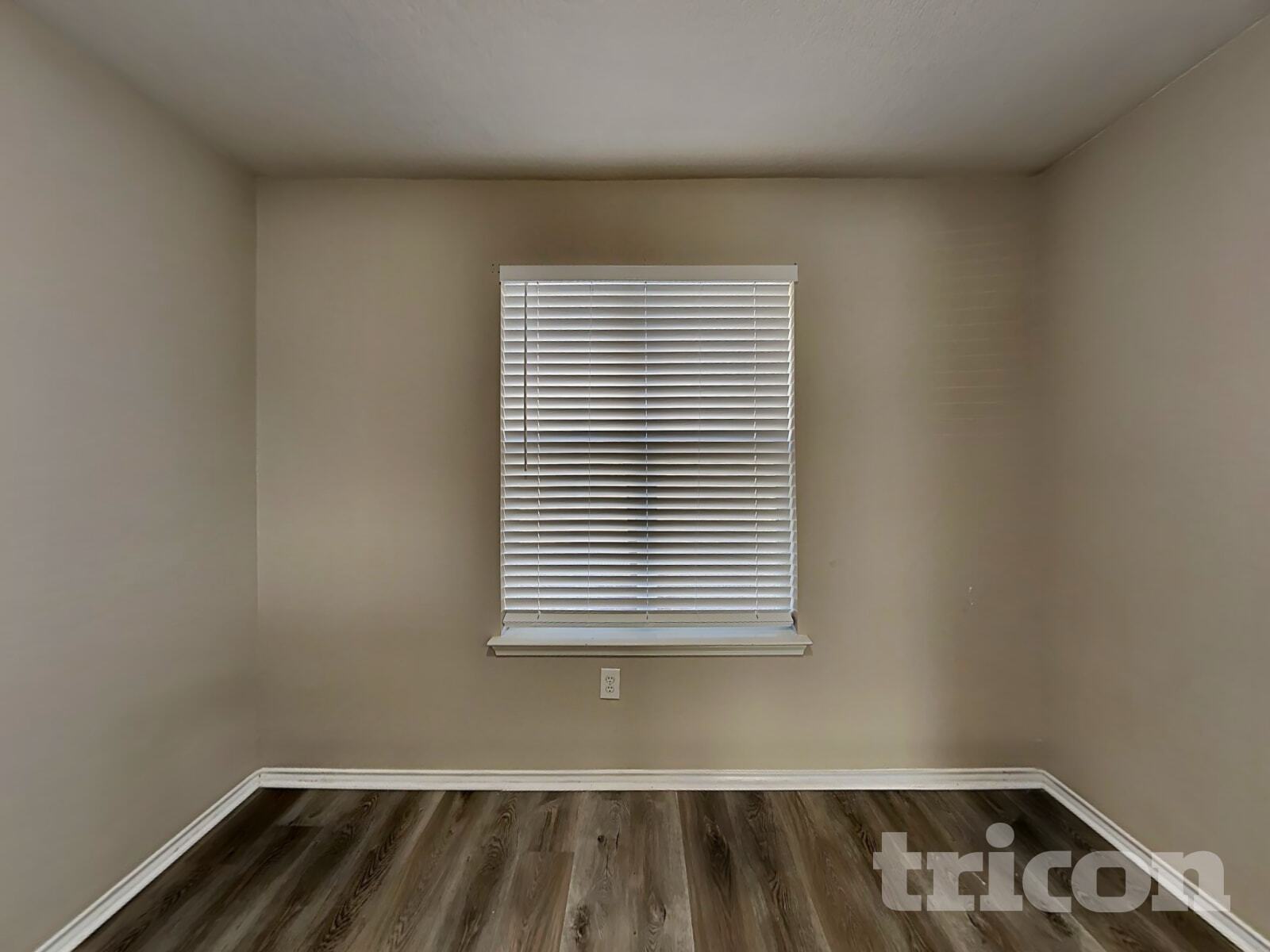 Building Photo - 6546 Benwood Crest