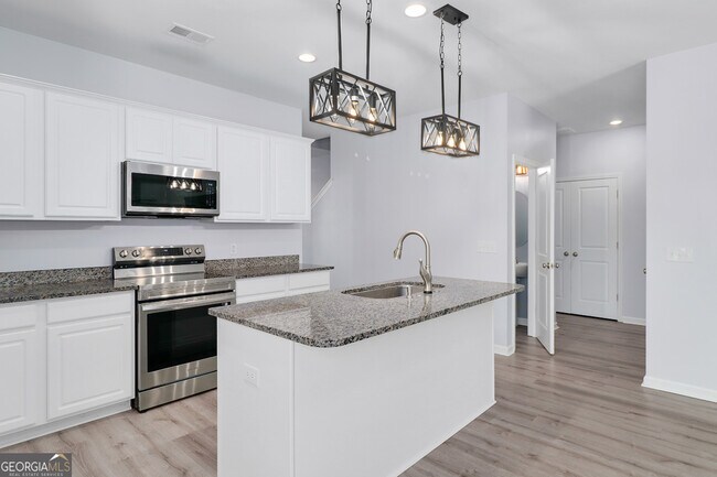 Building Photo - 120 Greenbriar Dr