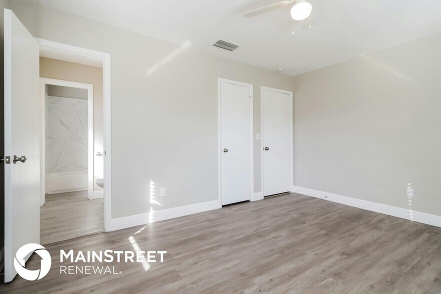 Building Photo - 1517 Gold Terrace