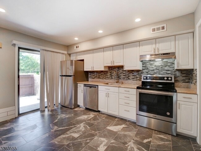 Building Photo - 51 Taurus Dr
