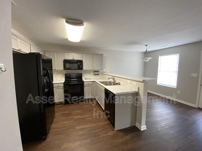 Building Photo - 2022 Bluebonnet Drive