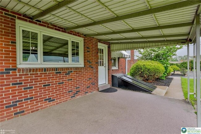 Building Photo - 8171 Moyer Rd