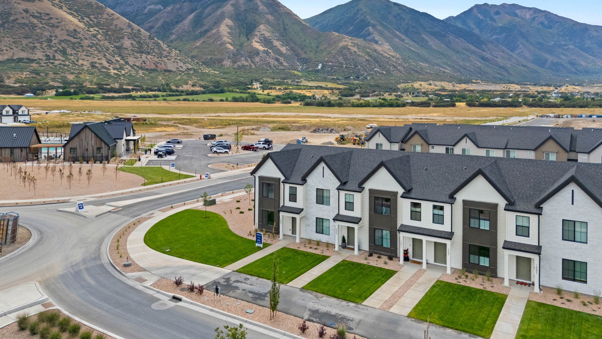 Building Photo - 1505 E 720 N