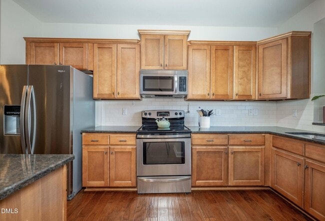 Building Photo - 2816 Piedmont River Way