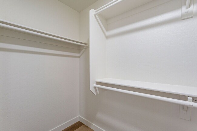 Building Photo - Newly Remodeled 3 bedroom in Goodyear!
