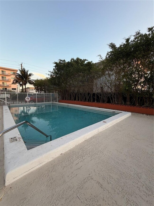 Building Photo - 7900 Tatum Waterway Dr