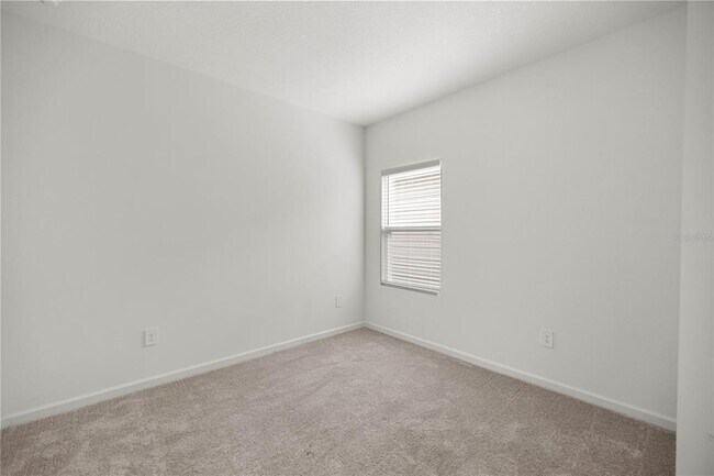 Building Photo - 4610 SW 83rd Lp