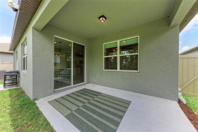 Building Photo - 3129 61st Terrace E