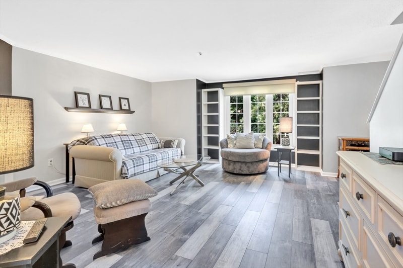 Building Photo - 395 Donohue Rd