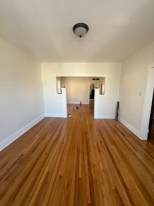 Building Photo - 4321 W Thomas St