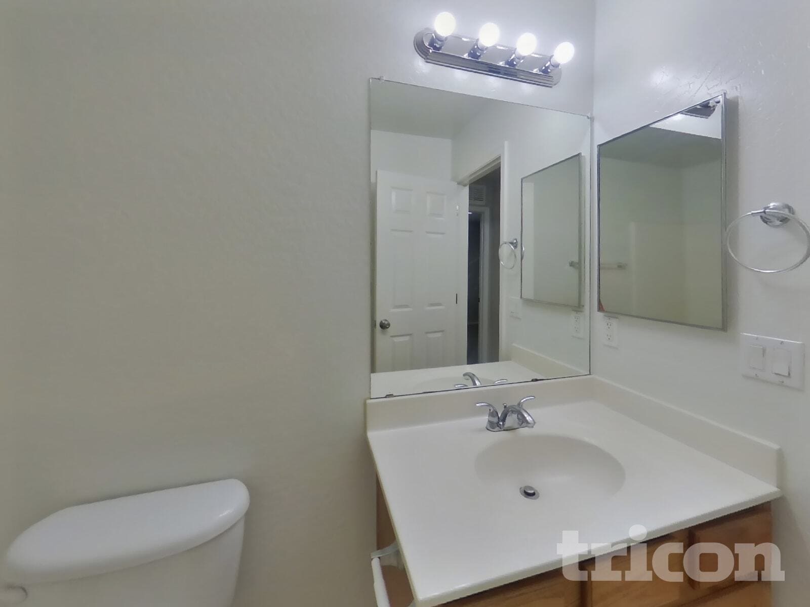 Building Photo - 3728 W Fremont Rd.