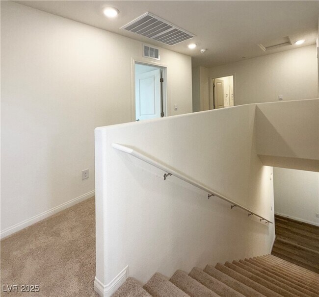 Building Photo - 1134 Northern Cardinal Dr
