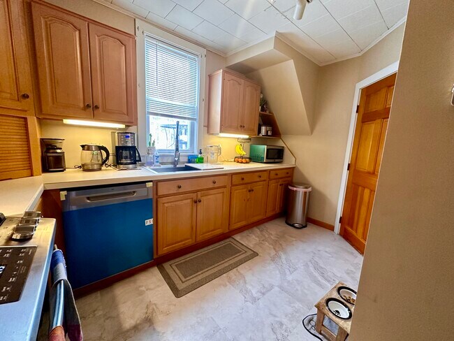 Kitchen - 103 Main St