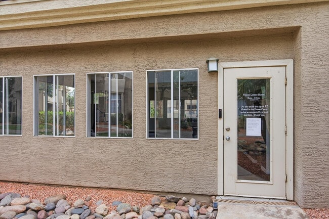 Building Photo - 3830 E Lakewood Pkwy E