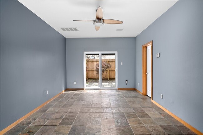 Building Photo - 224 Willard St