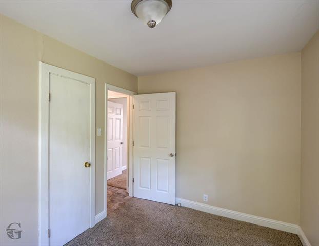 Building Photo - 247 E 72nd St