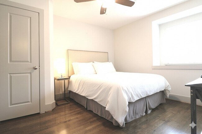 Building Photo - 5251 Lymbar Dr