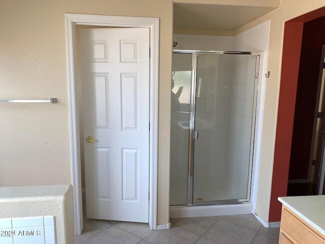 Building Photo - 814 W Morelos St