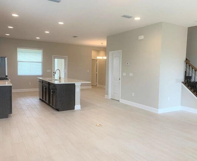 Building Photo - 13075 Spring Grove Way