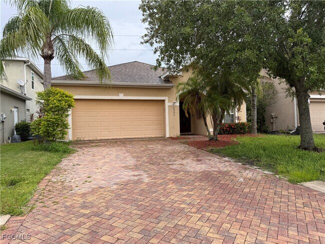 Primary Photo - 8242 Silver Birch Way