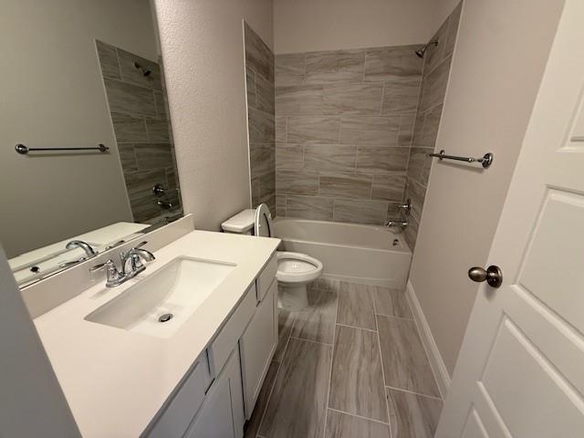 Building Photo - 317 Blackthorne Dr