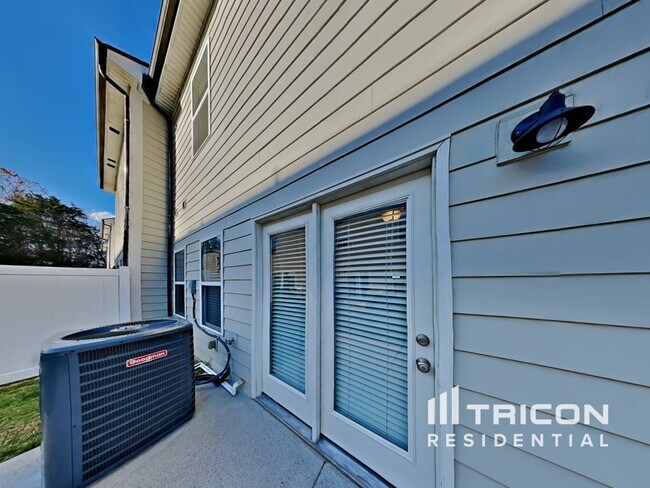 Building Photo - 401 Riverwood Court Mount Juliet TN