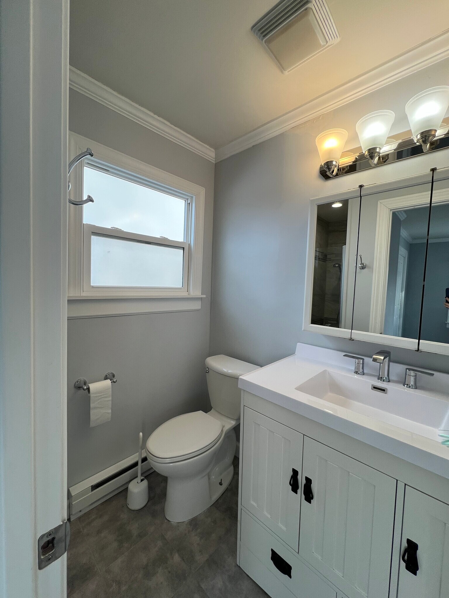 Building Photo - 206 Raupp Blvd