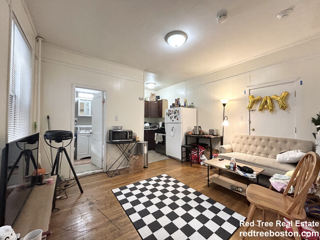 Apt 2A - 459 Park Dr