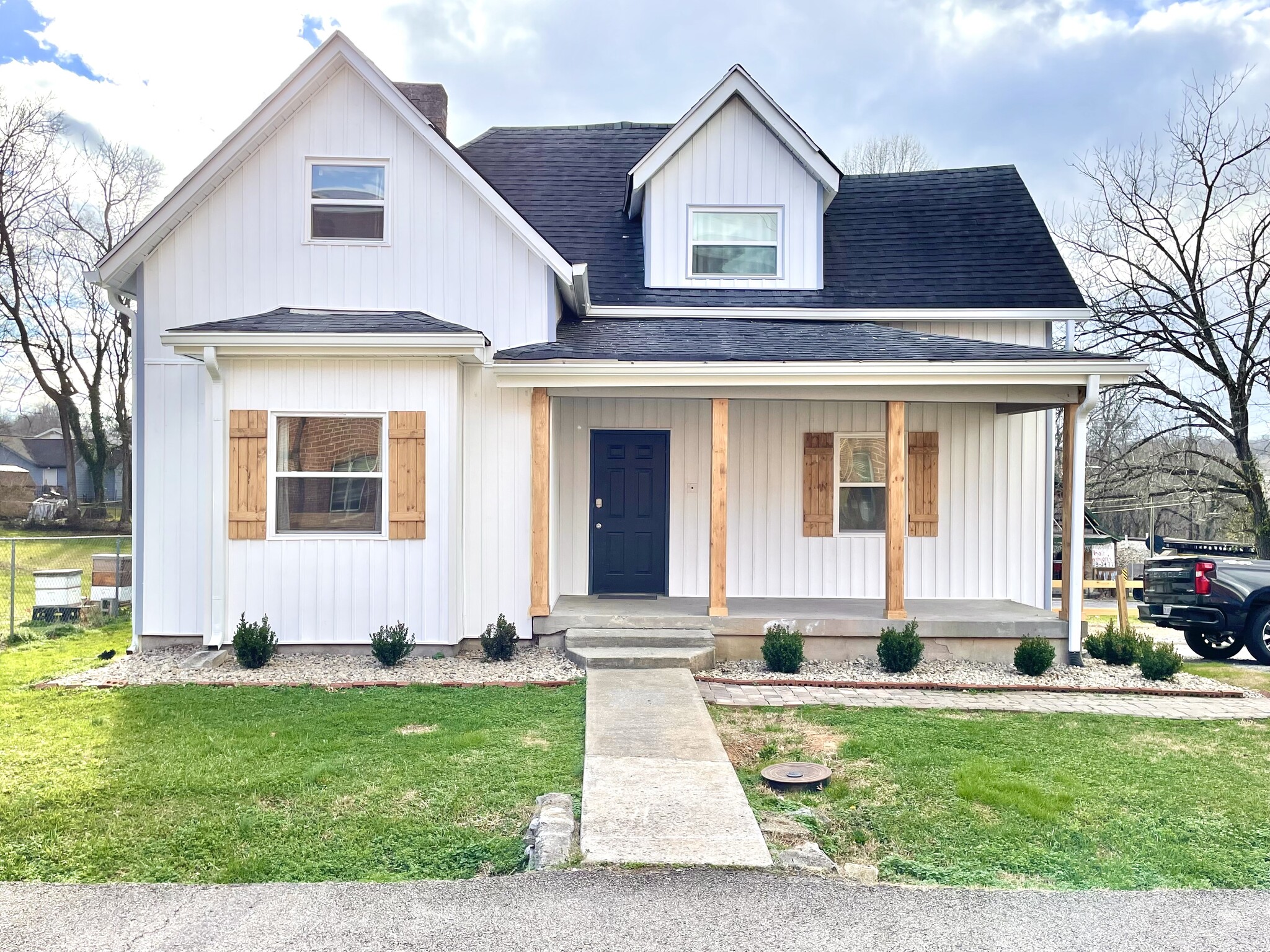 House Exterior - 315 Doyle St