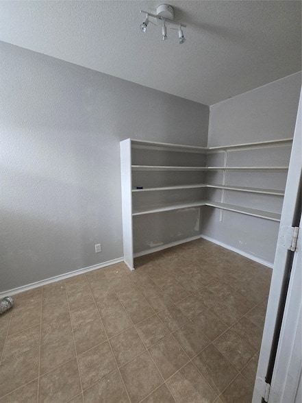 Building Photo - 217 Tolcarne Dr