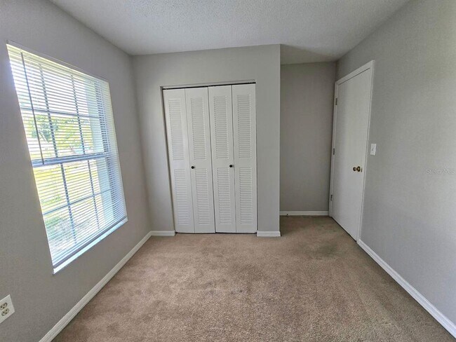 Building Photo - 136 Birmingham Dr
