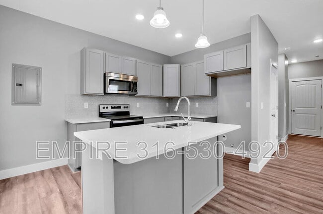 Building Photo - 4775 E 45th St N