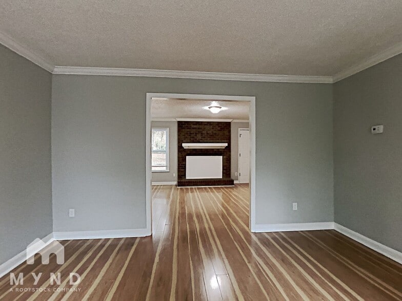 Building Photo - 10024 Fireside Ln