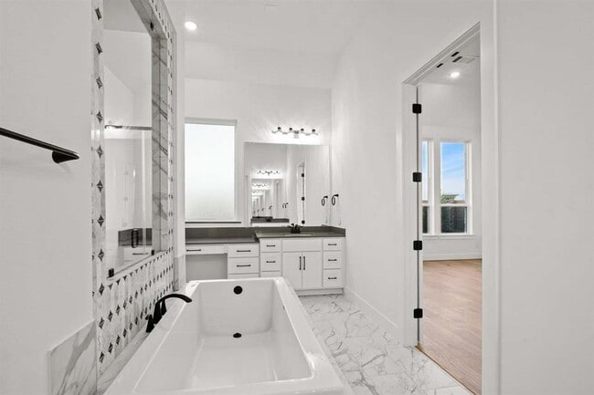 Building Photo - 10923 Prospect Hl Ct