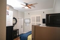 Building Photo - 604 Morrill Ct