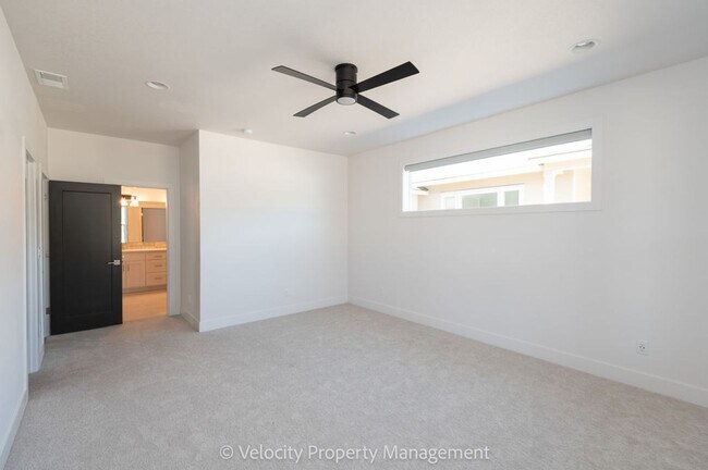 Building Photo - Brand New Beautiful Home!