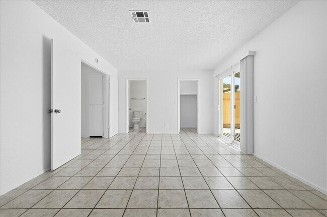 Building Photo - 31601 Avenida Maravilla