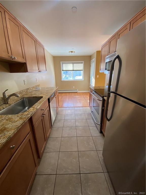 Building Photo - 333 Vincelette St