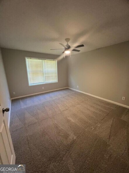 Building Photo - 9442 Cypress Ln